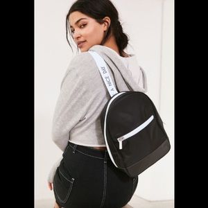 Urban outfitter Lizzie Backpack “Have a nice day”